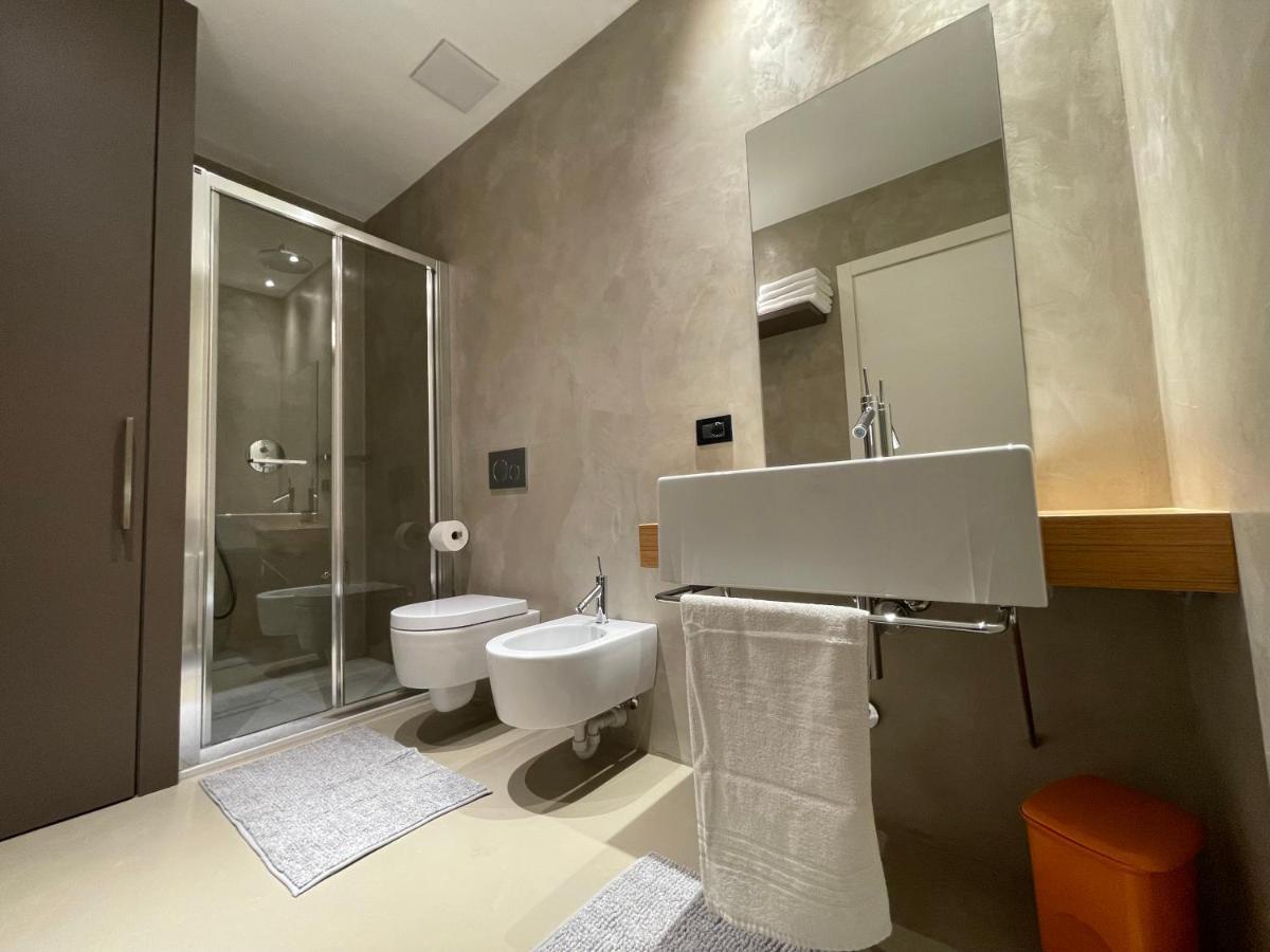 Lovely Loft Molo Menaggio Bagian luar foto